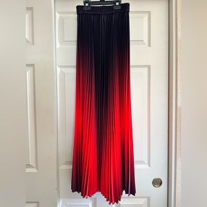 Pleated long red/black skirt
